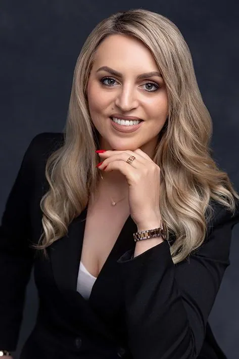 Adelina Qerkinaj